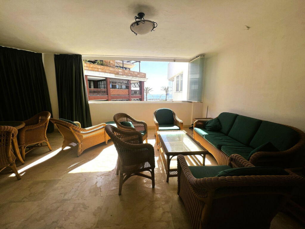 Middle Floor Apartment Puerto Banús Málaga - image 12