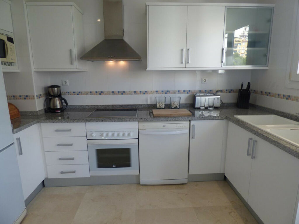 Middle Floor Apartment Altea Alicante - image 12