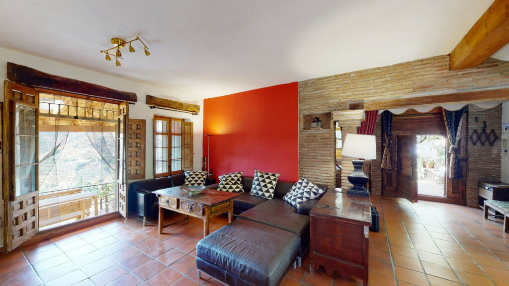 Detached Villa Sayalonga Málaga - image 12