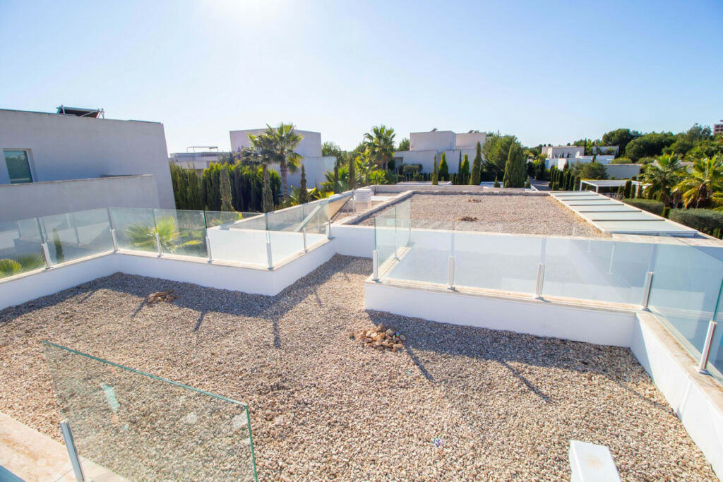 Detached Villa Las Colinas Golf Alicante - image 12