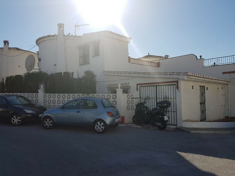 Townhouse Arroyo de la Miel Málaga - image 14