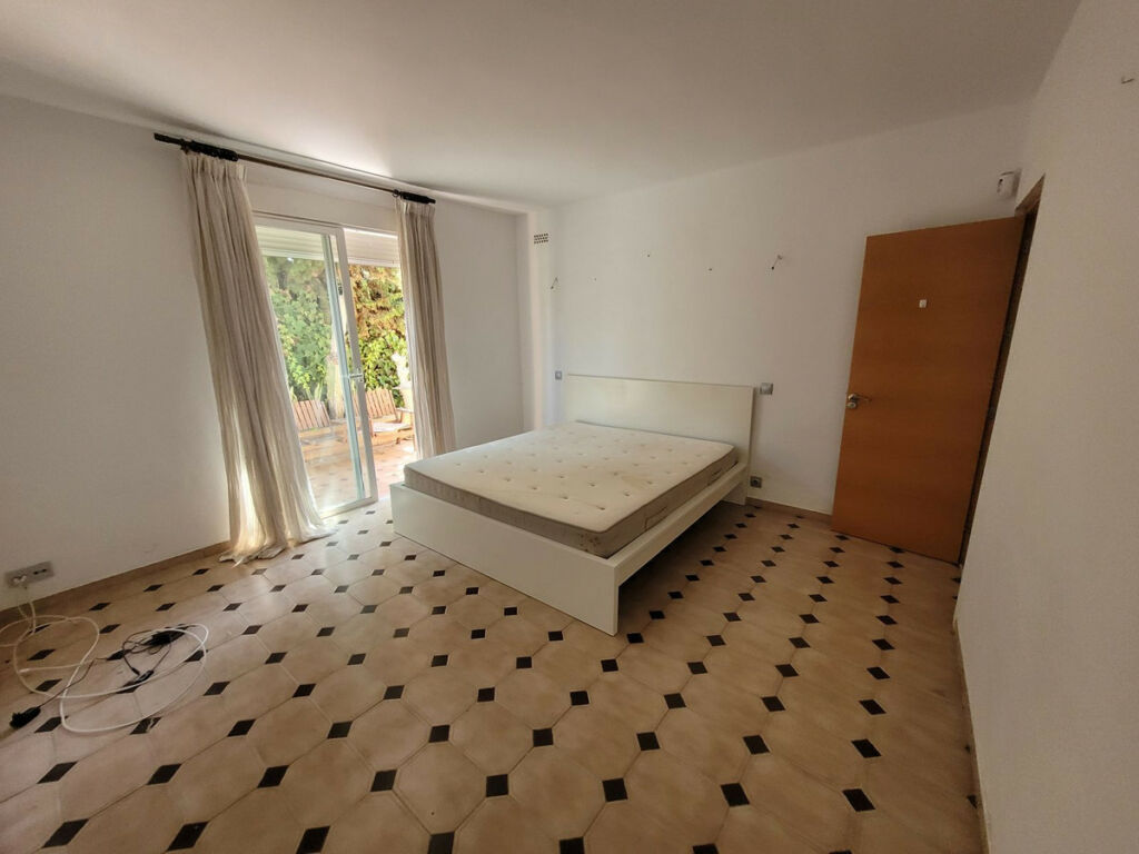 Detached Villa Río Real Málaga - image 12