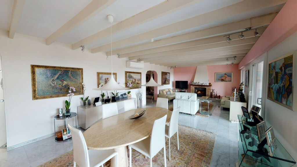 Detached Villa Benajarafe Málaga - image 13