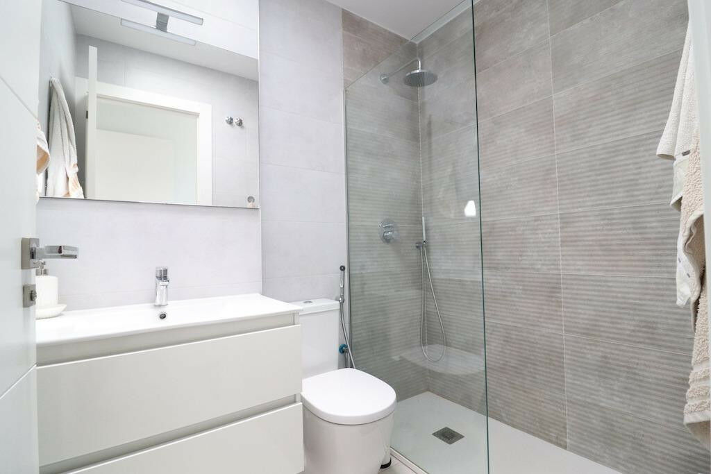 Detached Villa San Miguel de Salinas Alicante - image 13