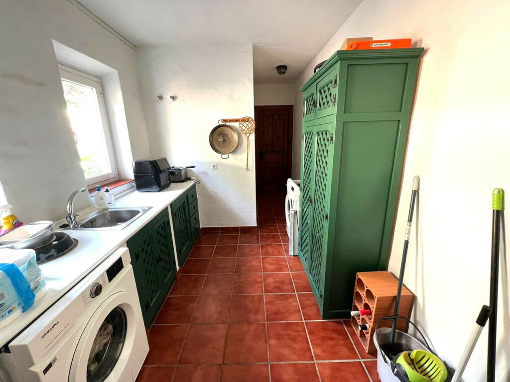 Detached Villa Mijas Málaga - image 13
