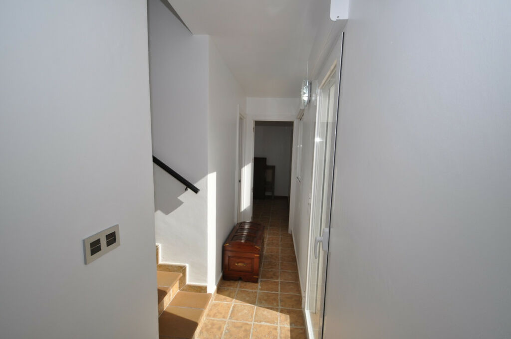 Townhouse Fortuna Murcia - image 13