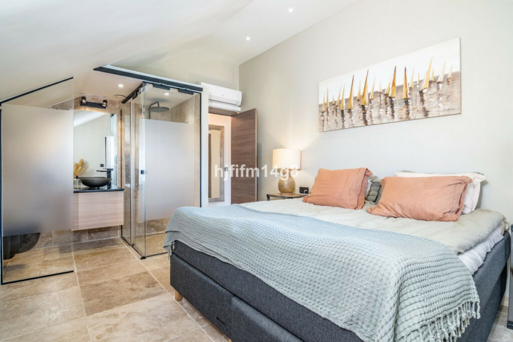 Penthouse Duplex Nueva Andalucía Málaga - image 13