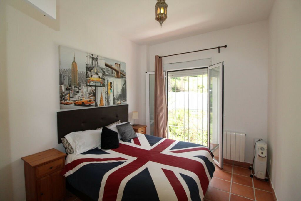 Detached Villa Sotogrande Alto Cádiz - image 16