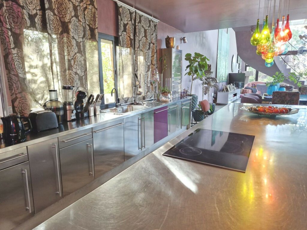 Detached Villa Estepona Málaga - image 13