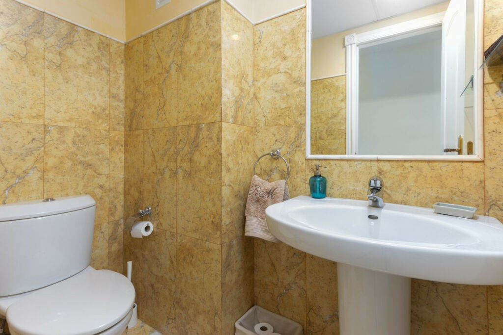 Middle Floor Apartment San Pedro de Alcántara Málaga - image 12
