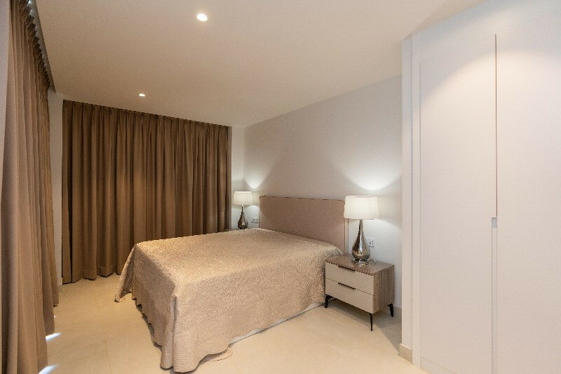 Middle Floor Apartment Fuengirola Málaga - image 11
