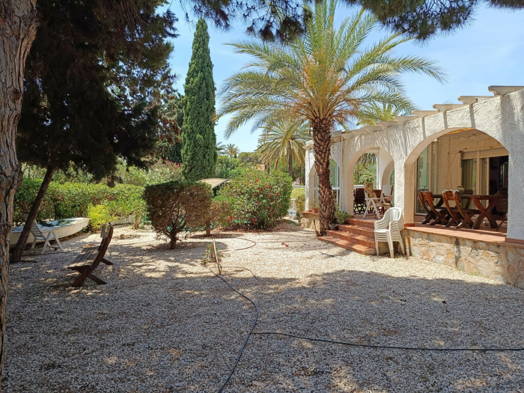 Detached Villa Cabo Roig Alicante - image 13