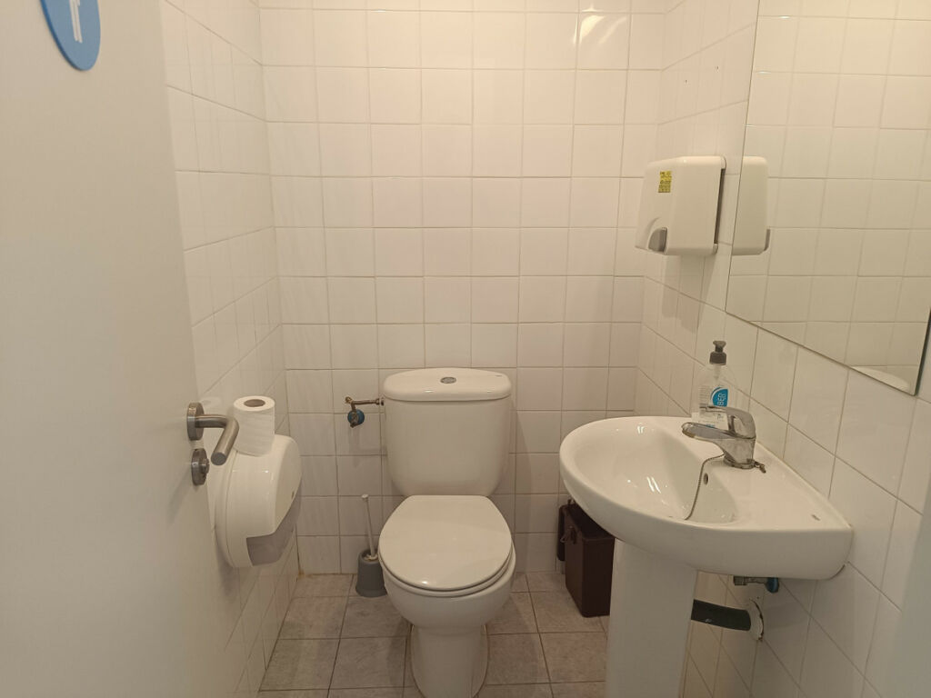 Middle Floor Apartment Dolores Alicante - image 13