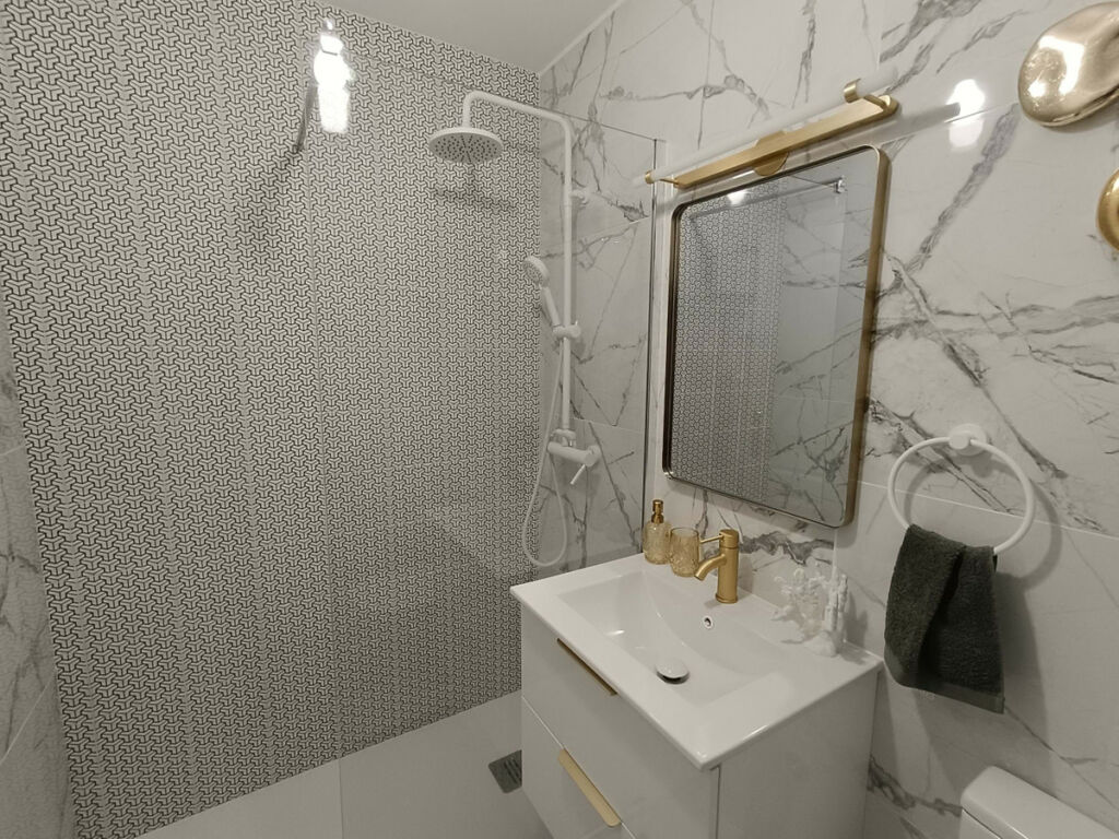 Middle Floor Apartment Aguas Nuevas Alicante - image 13