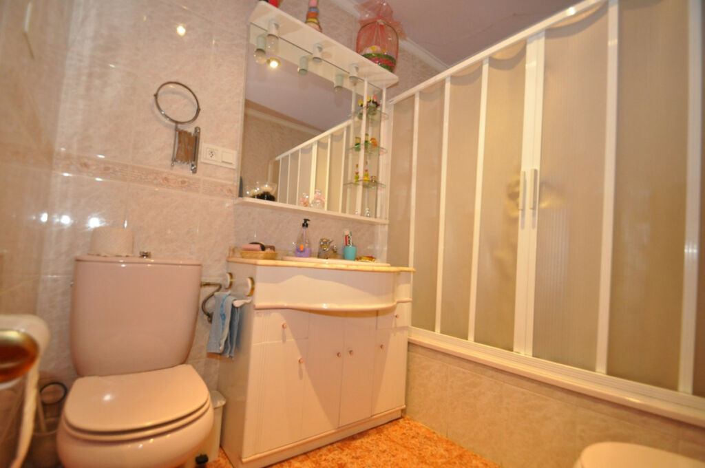 Townhouse Pinoso Alicante - image 14