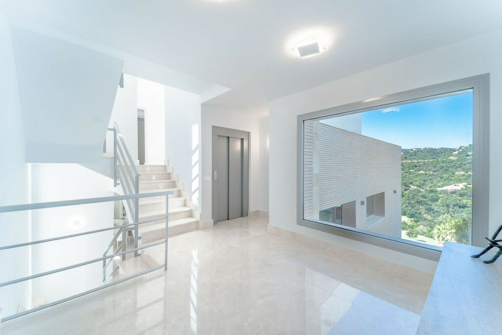Detached Villa Los Arqueros Málaga - image 14