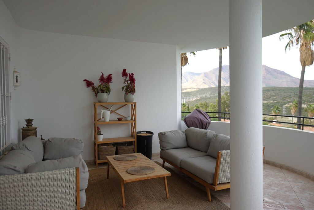 Middle Floor Apartment Estepona Málaga - image 14