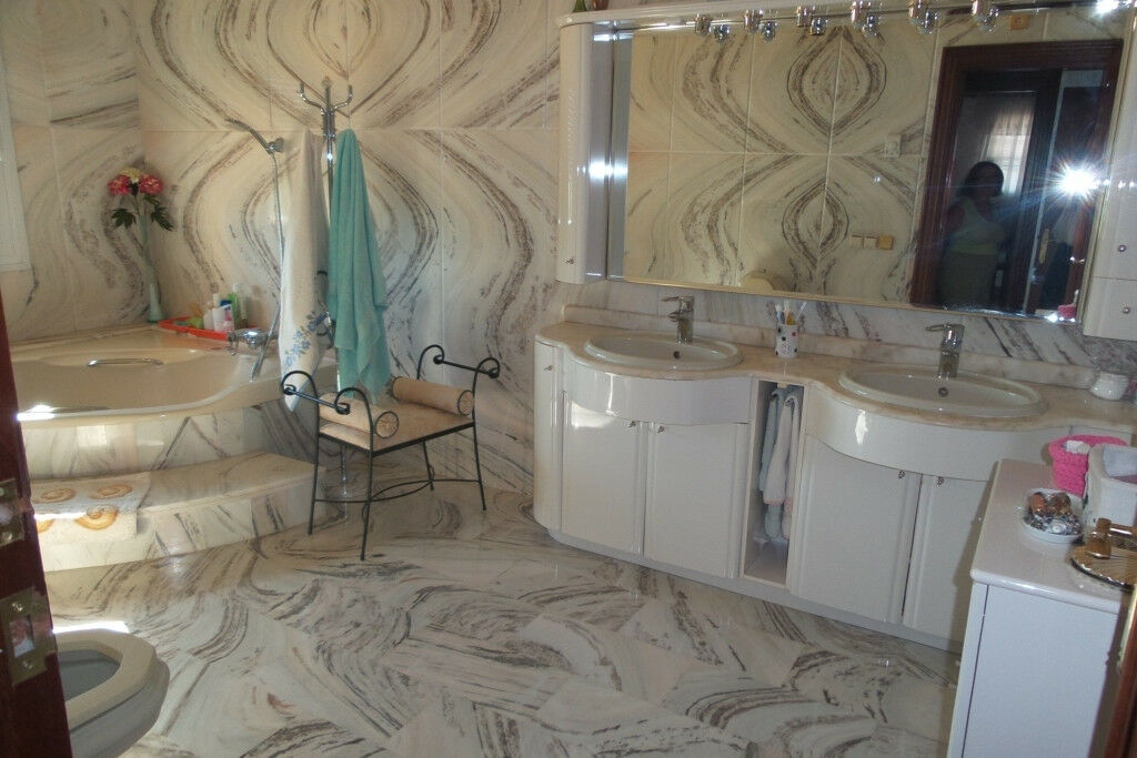 Detached Villa Alhaurín de la Torre Málaga - image 14