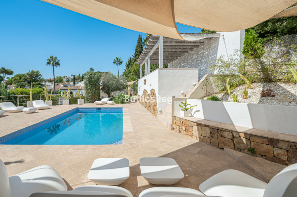 Detached Villa Nueva Andalucía Málaga - image 14