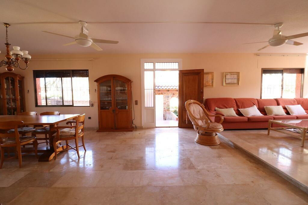 Detached Villa Cabo Roig Alicante - image 14