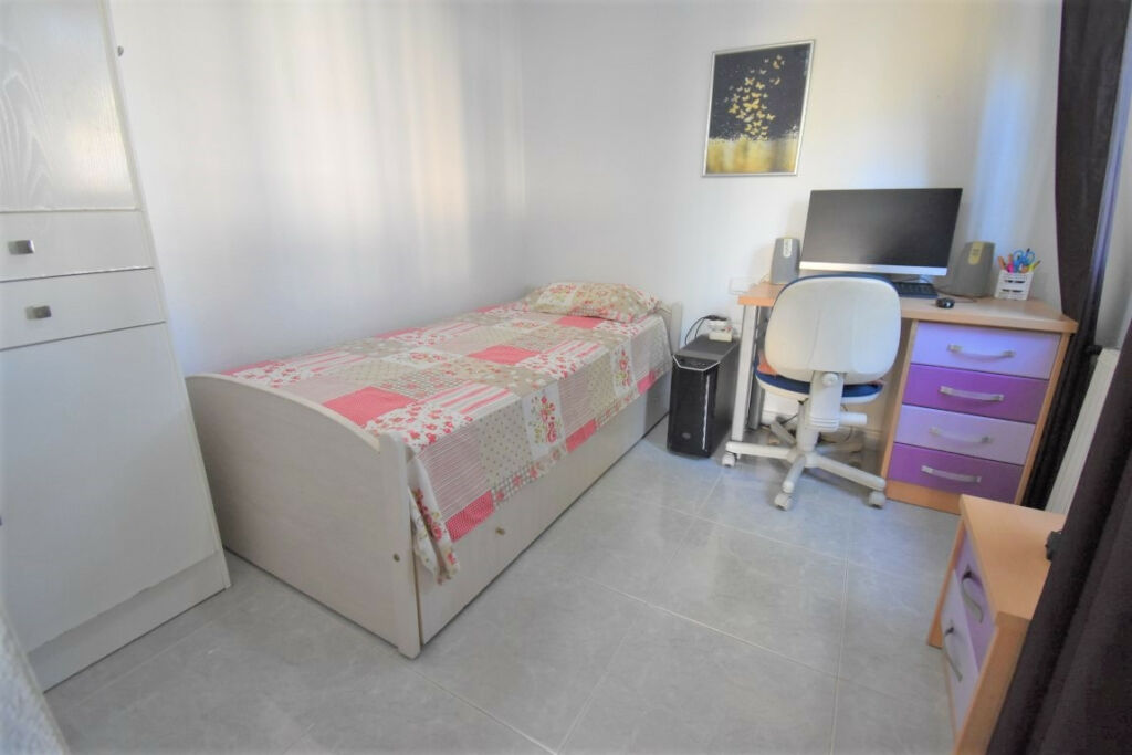 Detached Villa Villamartin Alicante - image 14