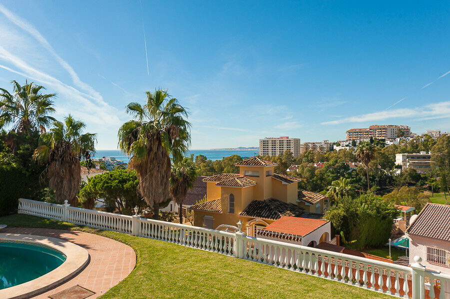 Detached Villa Benalmadena Málaga - image 14
