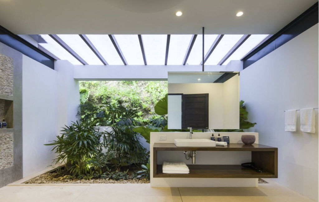 Detached Villa Sotogrande Cádiz - image 14