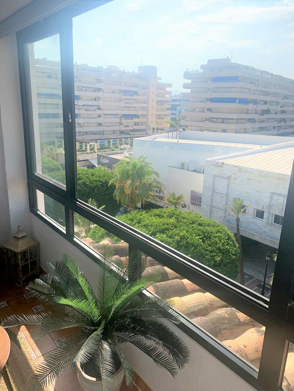 Middle Floor Apartment Puerto Banús Málaga - image 14