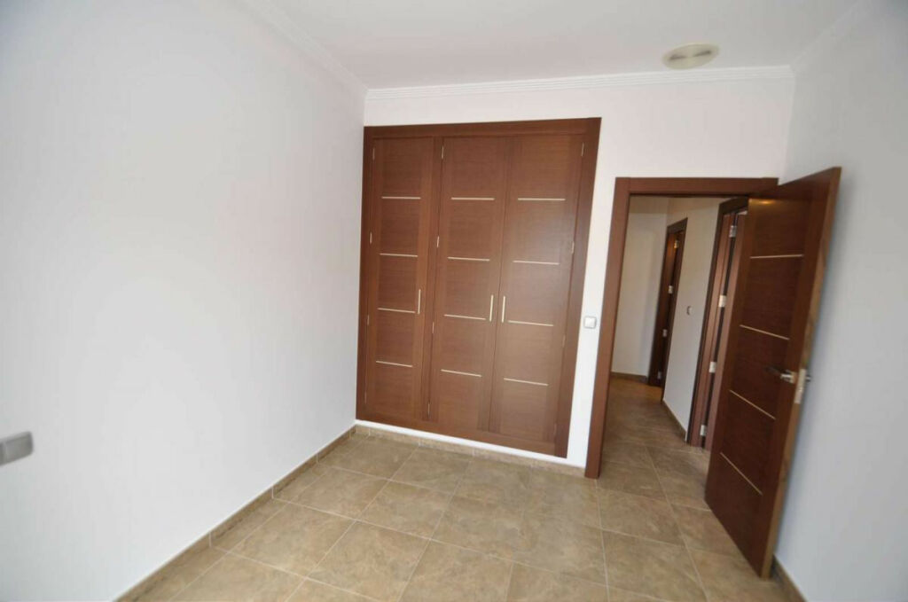Townhouse Pinoso Alicante - image 14