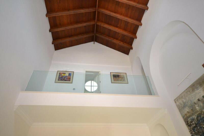 Detached Villa Guadalmina Baja Málaga - image 15