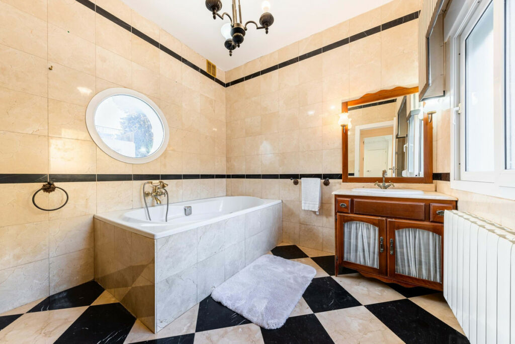Detached Villa Dehesa de Campoamor Alicante - image 15