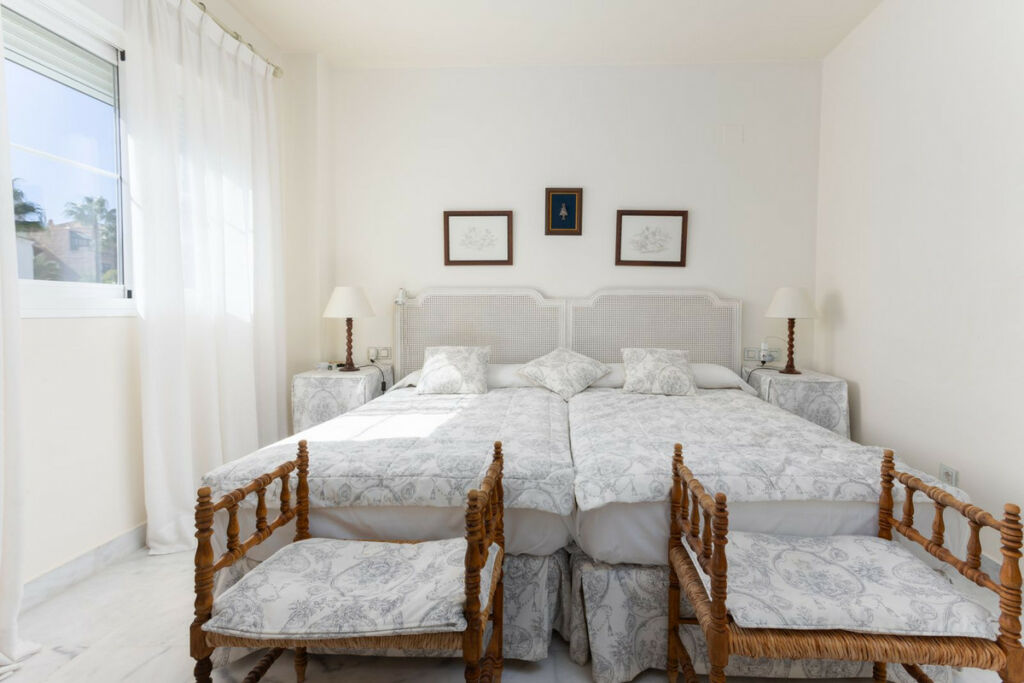 Middle Floor Apartment San Pedro de Alcántara Málaga - image 14