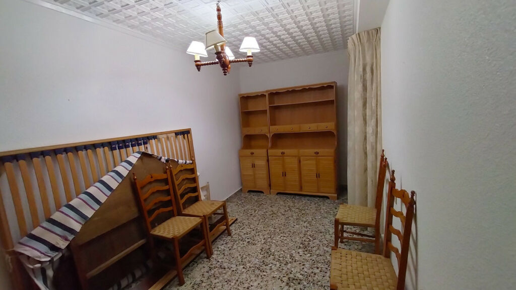 Middle Floor Apartment Sax Alicante - image 15