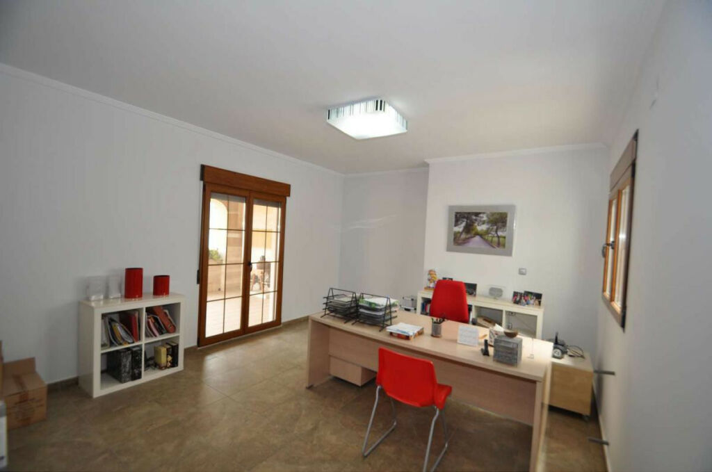 Townhouse Pinoso Alicante - image 15