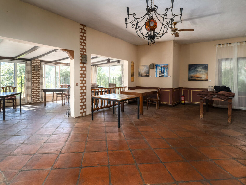 Restaurant Casares Málaga - image 16
