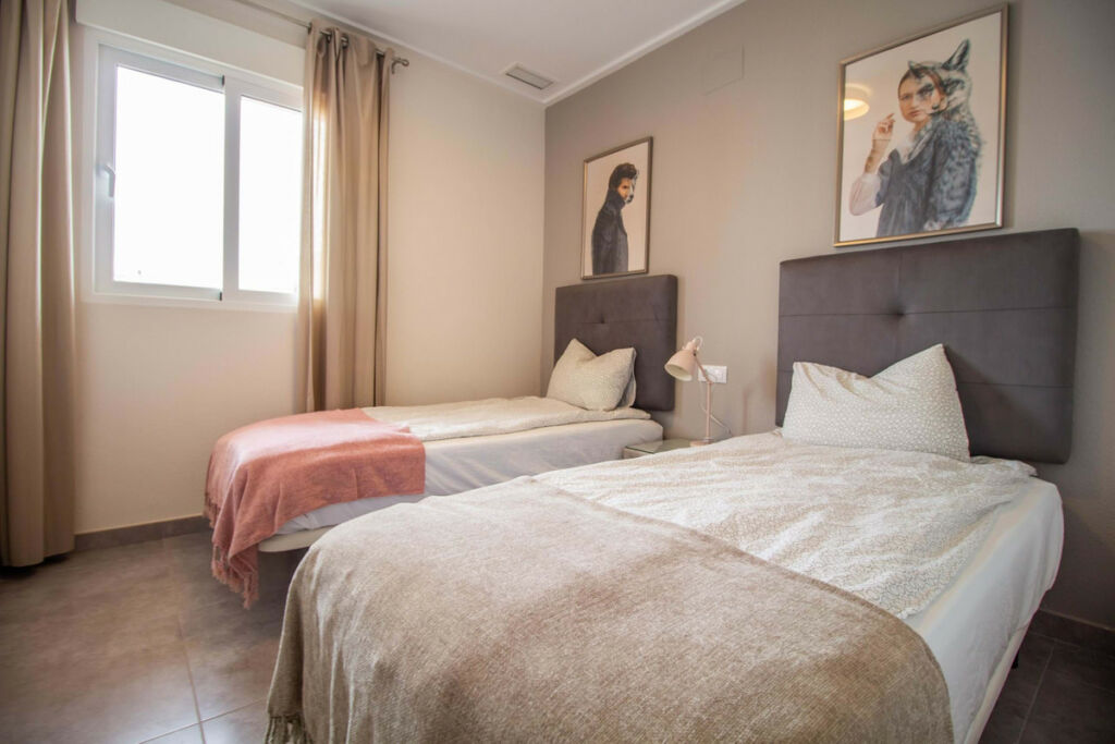 Middle Floor Apartment Los Altos Alicante - image 16