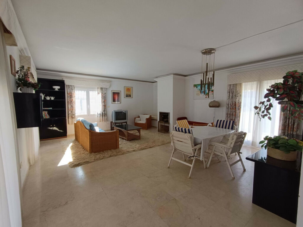 Detached Villa La Zenia Alicante - image 16