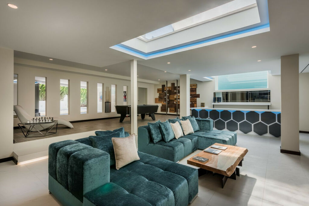 Detached Villa La Quinta Málaga - image 16