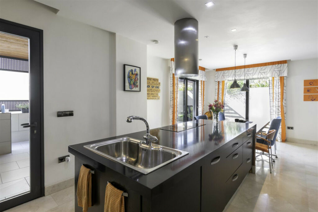 Detached Villa Torremolinos Málaga - image 15