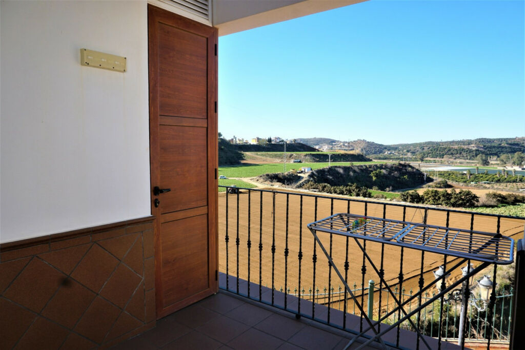 Detached Villa Torre del Mar Málaga - image 17