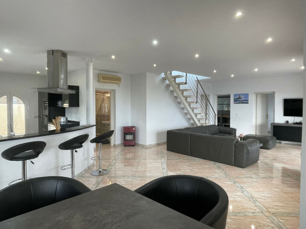 Detached Villa Calpe Alicante - image 9