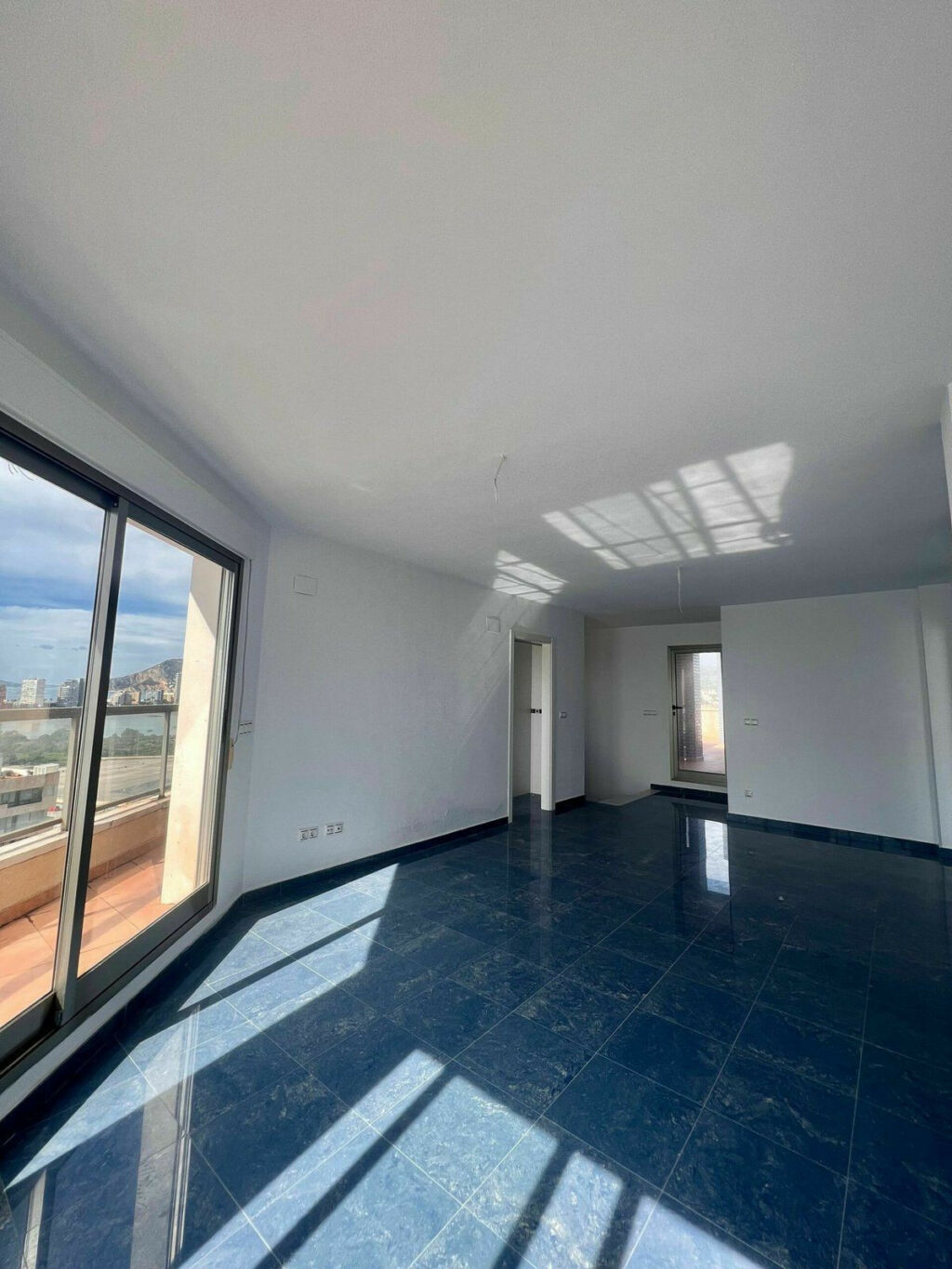 Middle Floor Apartment Calpe Alicante - image 17