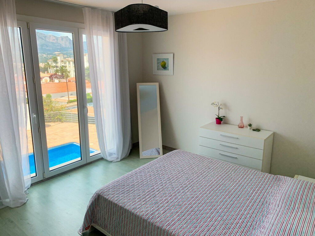 Detached Villa Albir Alicante - image 9
