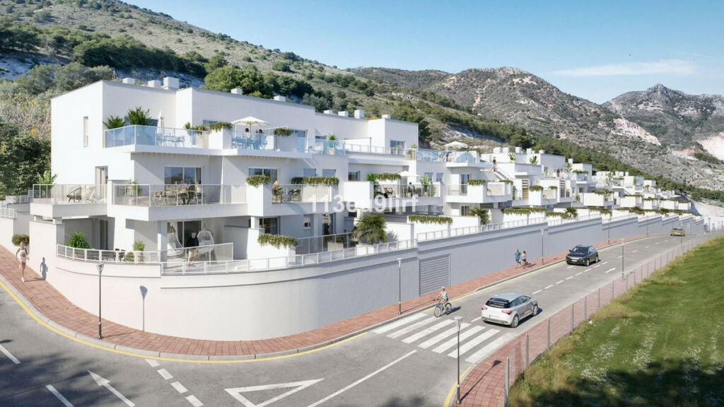 Ground Floor Apartment Benalmadena Pueblo Málaga - image 17