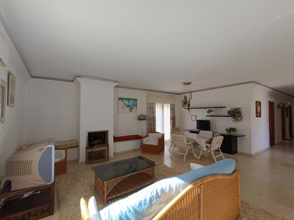 Detached Villa La Zenia Alicante - image 17