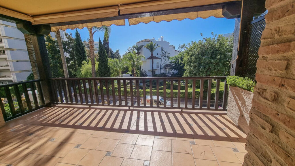 Middle Floor Apartment Marbella Málaga - image 18
