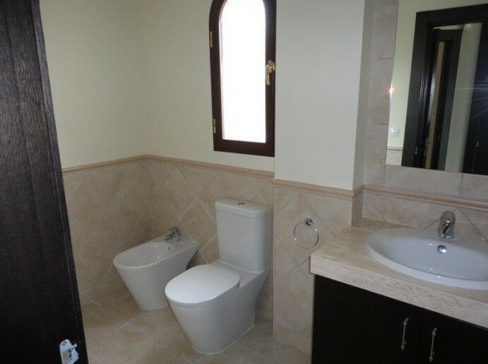 Detached Villa Los Arqueros Málaga - image 18
