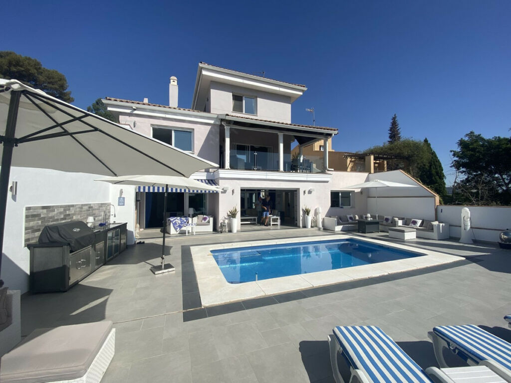 Detached Villa Torremolinos Málaga - image 18