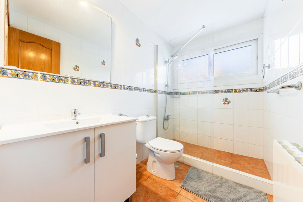 Detached Villa Dehesa de Campoamor Alicante - image 18