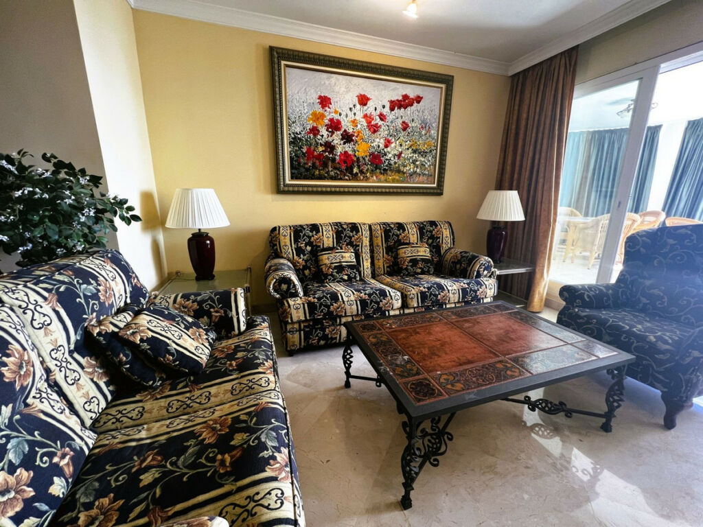Middle Floor Apartment Puerto Banús Málaga - image 18